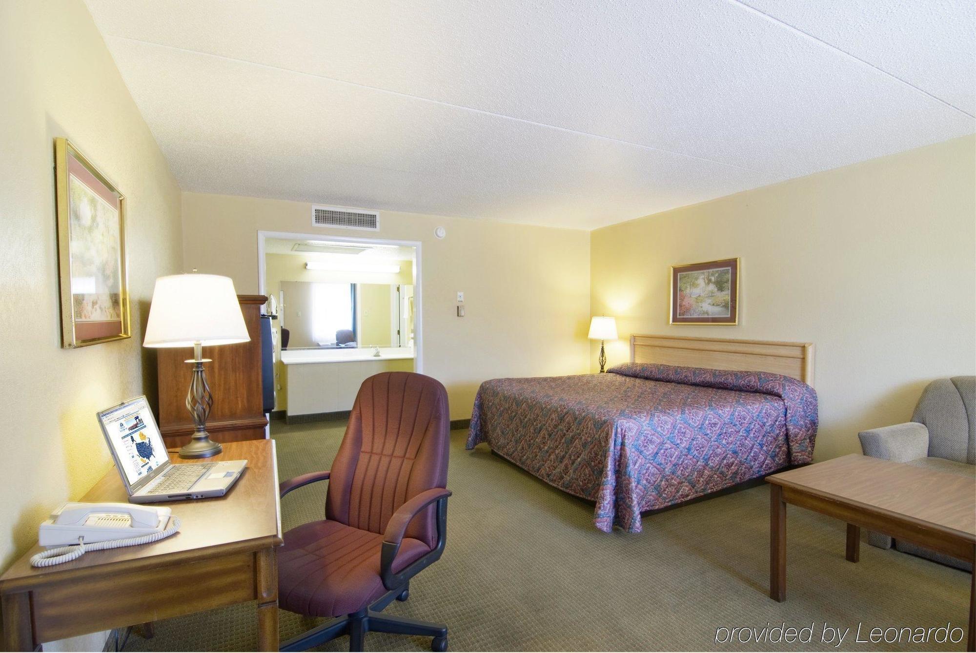 Americas Best Value Inn & Suites Конуей Стая снимка