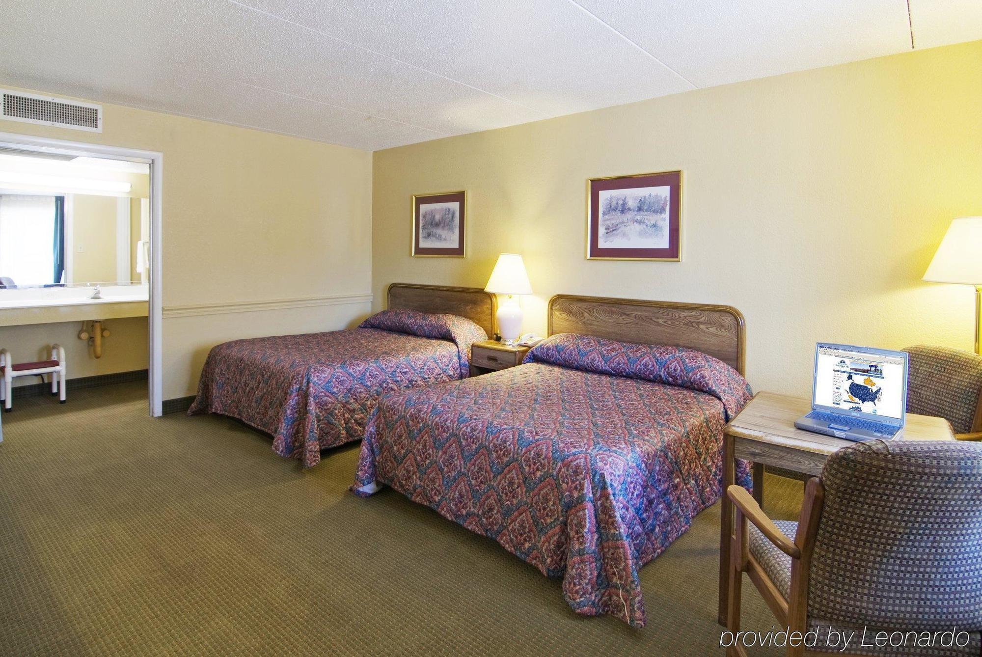 Americas Best Value Inn & Suites Конуей Стая снимка